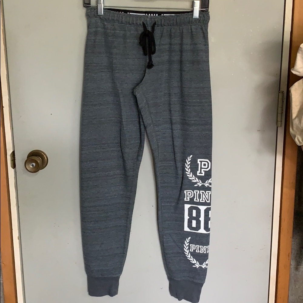 Women’s joggers